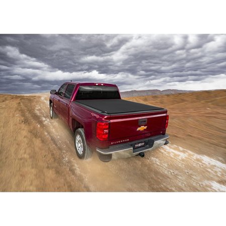 Truxedo 07-C TUNDRA WITH TRACK SYSTEM 5FT 6IN PRO X15 TONNEAU COVER BLACK 1463801